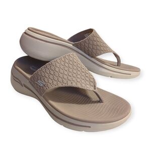 Skechers Women's Arch Fit Sandals